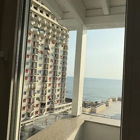 Seascape Apartment Golem Durres Appartement